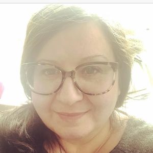 Meet your Posher, Lily